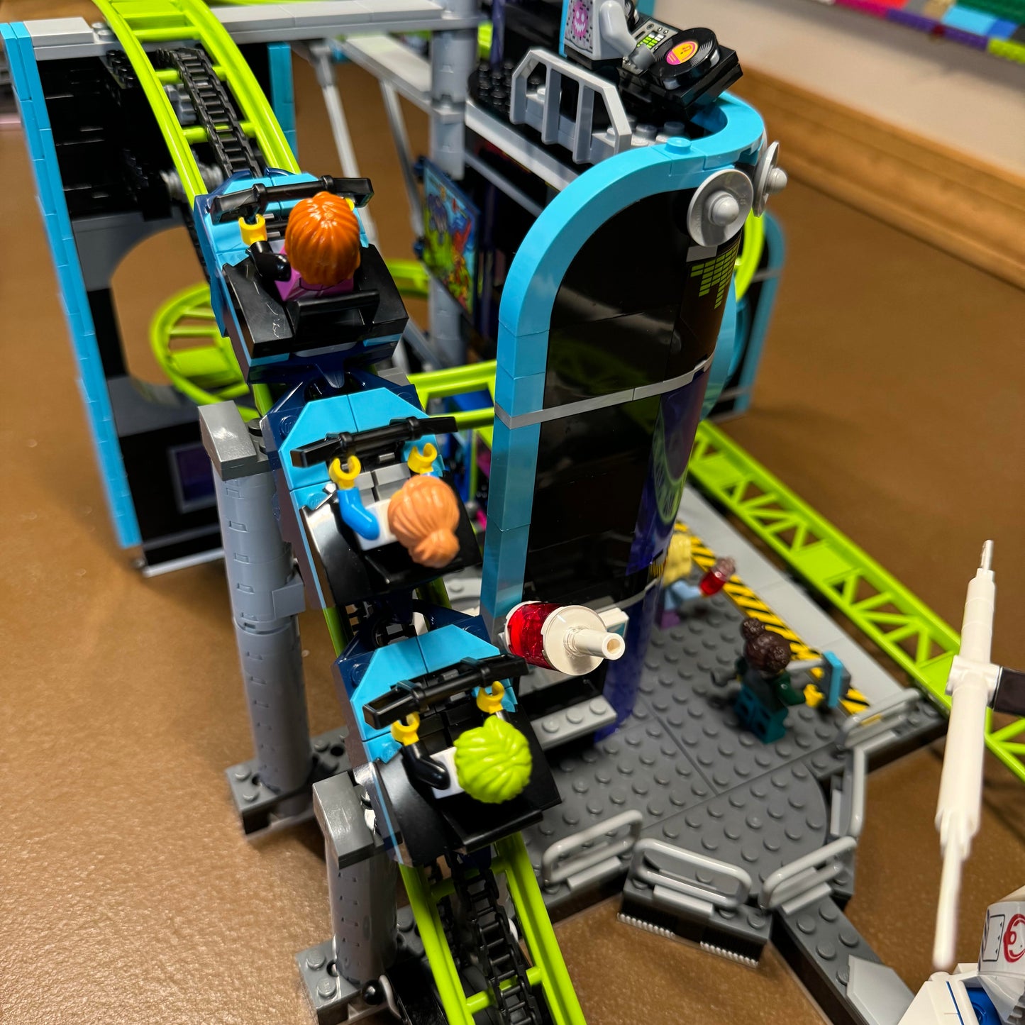Robot World chain lift addition instructions